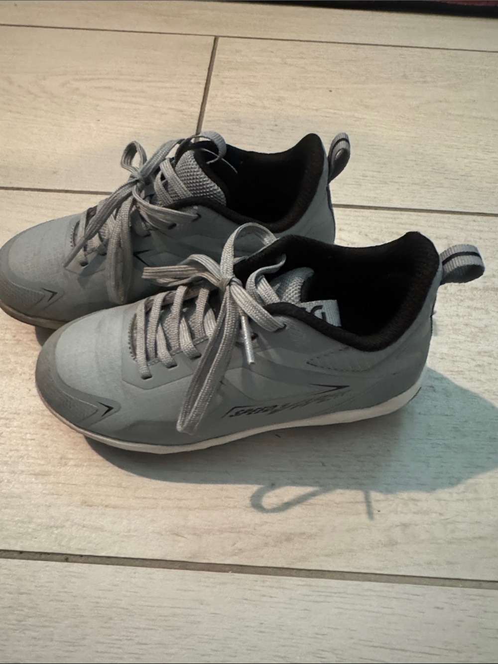 Toddler boy 10 DSG Gray Athletic cleats